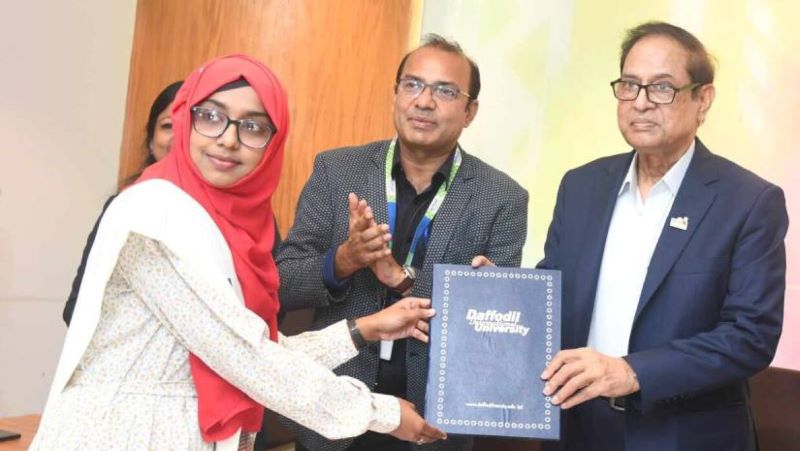 December 2024/Education comi.jpg